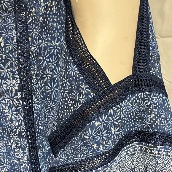 Elie Tahari L Silk Blouse Blue Cold Shoulder Metallic Embroidery Pleated Chiffon - Picture 4 of 14